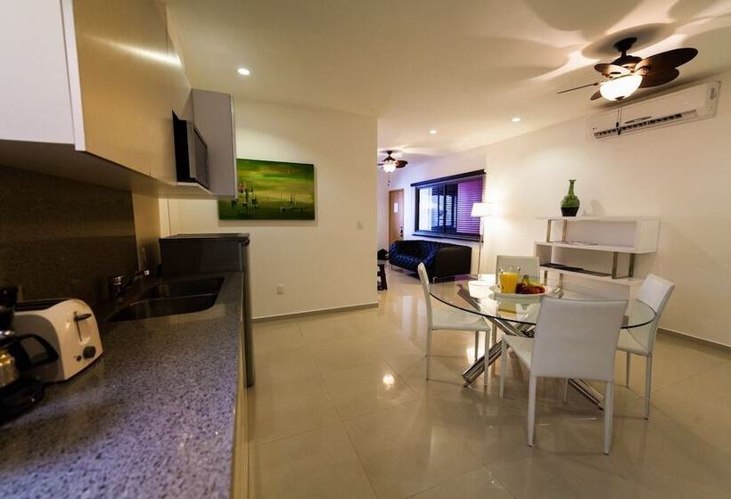 هتل The 5th Avenue