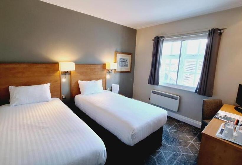 호텔 The Brocket Arms Wetherspoon