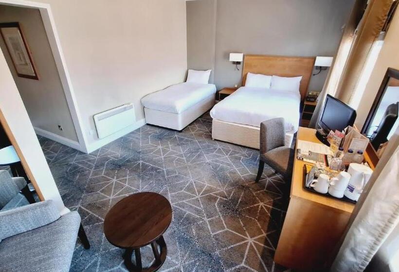 호텔 The Brocket Arms Wetherspoon