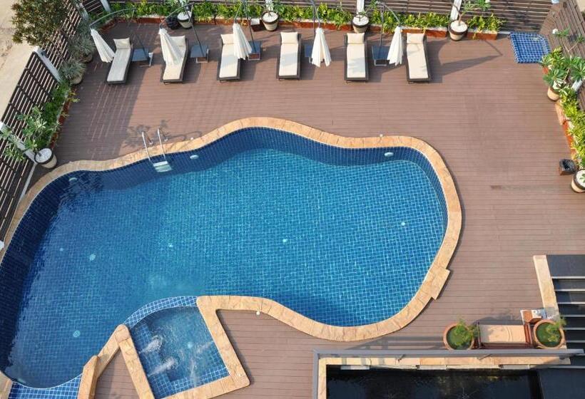 Отель The Gallery At Koh Chang