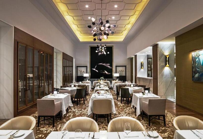 هتل St. Regis Macao