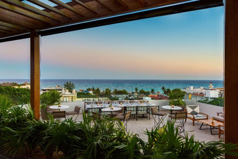 فندق Hyatt Centric Playa Del Carmen   Downtown House & Beach House