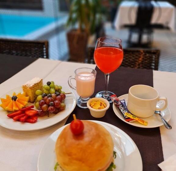 酒店 Santiago Bellas Artes