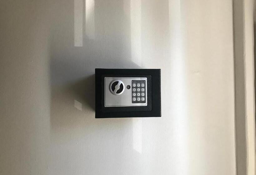 酒店 Santiago Bellas Artes