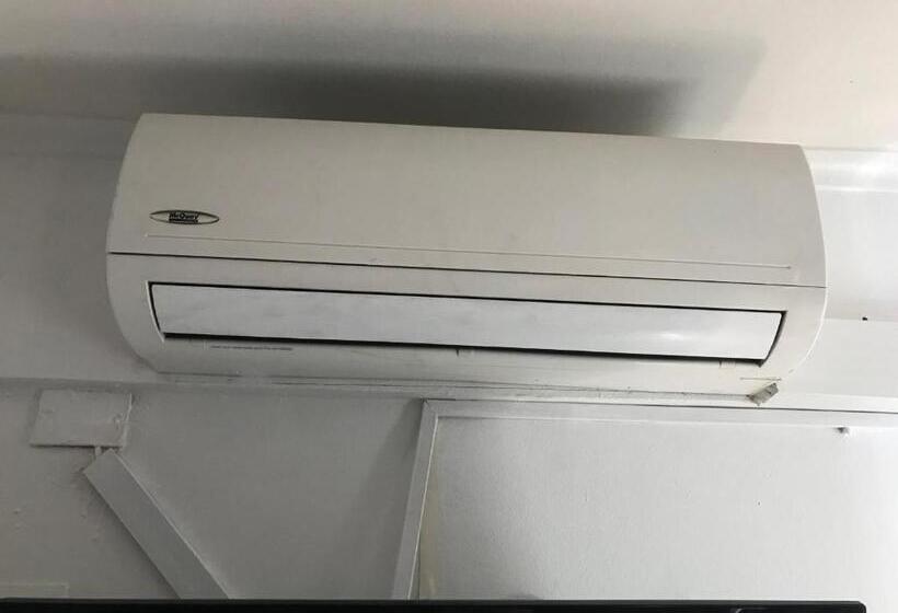 酒店 Santiago Bellas Artes