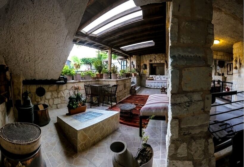 호텔 Turkish Cave House