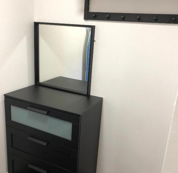 ホテル Westwind Lodge