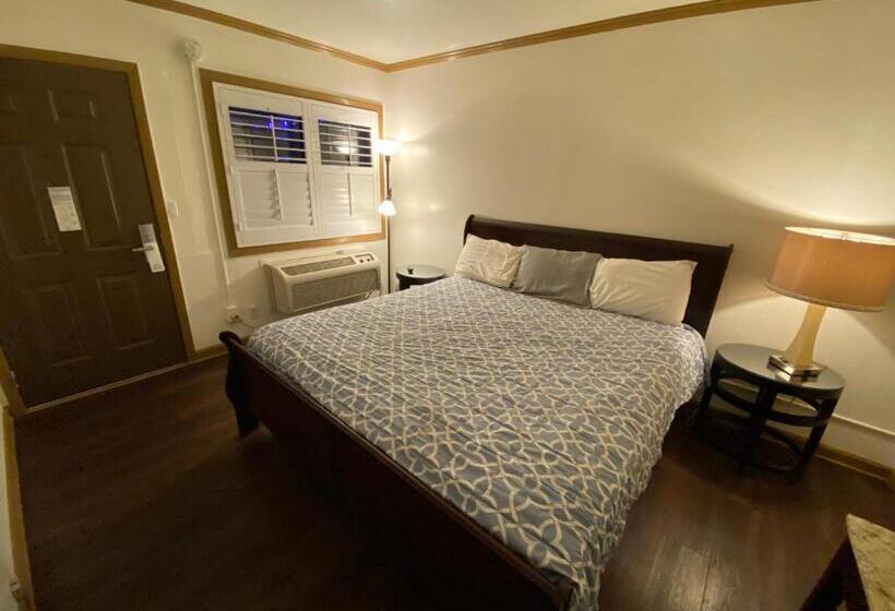 ホテル Westwind Lodge