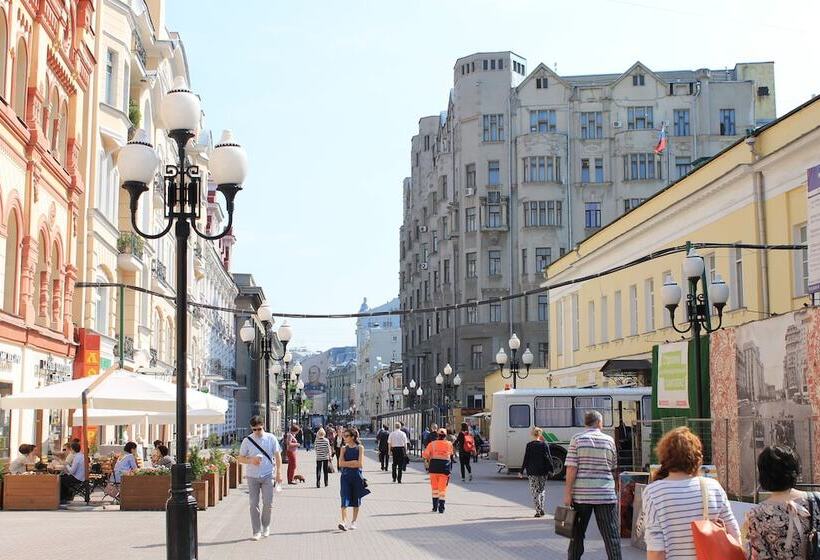 Landmark City Hotel   Hostel