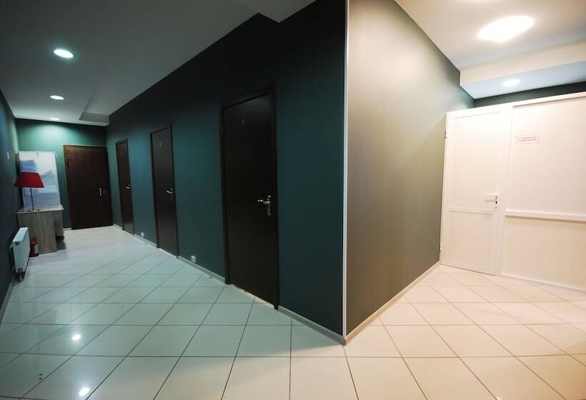 Landmark City Hotel   Hostel