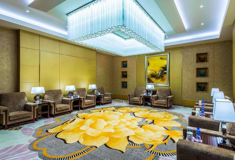 渡假胜地  Grand Mercure Qingdao Airlines