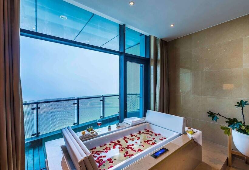 渡假胜地  Grand Mercure Qingdao Airlines