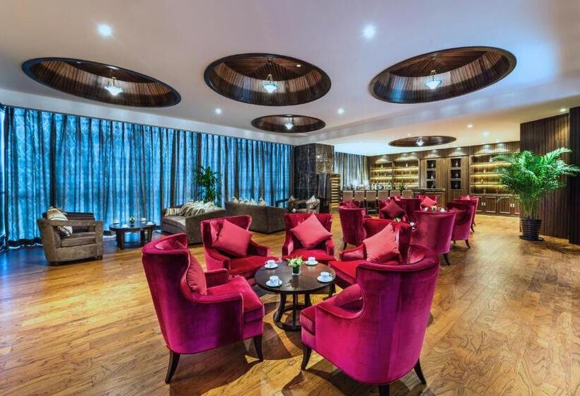 渡假胜地  Grand Mercure Qingdao Airlines