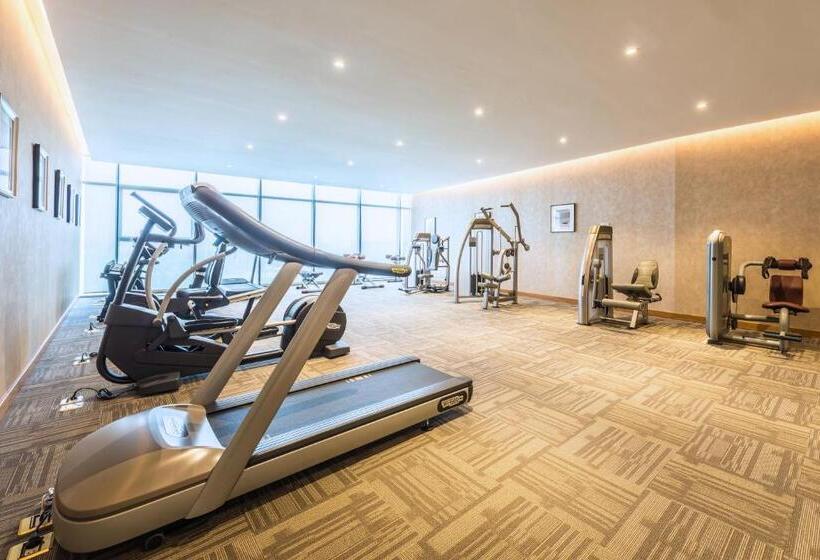 渡假胜地  Grand Mercure Qingdao Airlines