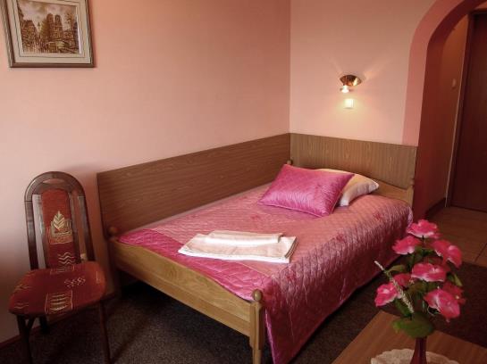 בית מלון כפרי Villa Eden & Restaurant