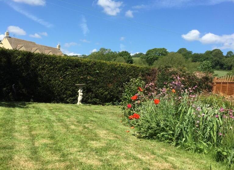 Bed and Breakfast Zen Cottage, Cheltenham