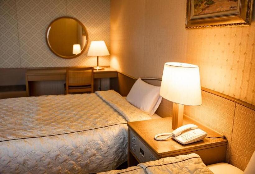 Chateraise Hotel Nirasaki No Mori
