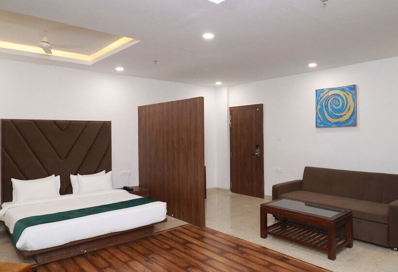 فندق 7 Vachan Lawns And Banquet