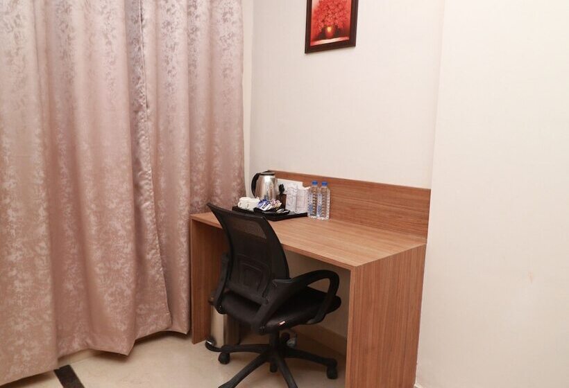 فندق 7 Vachan Lawns And Banquet