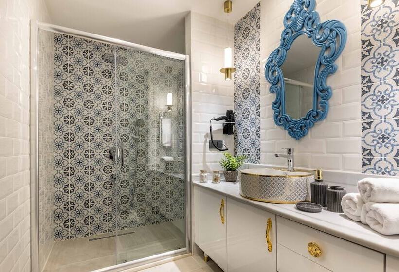 فندق Baymari Suites City Life