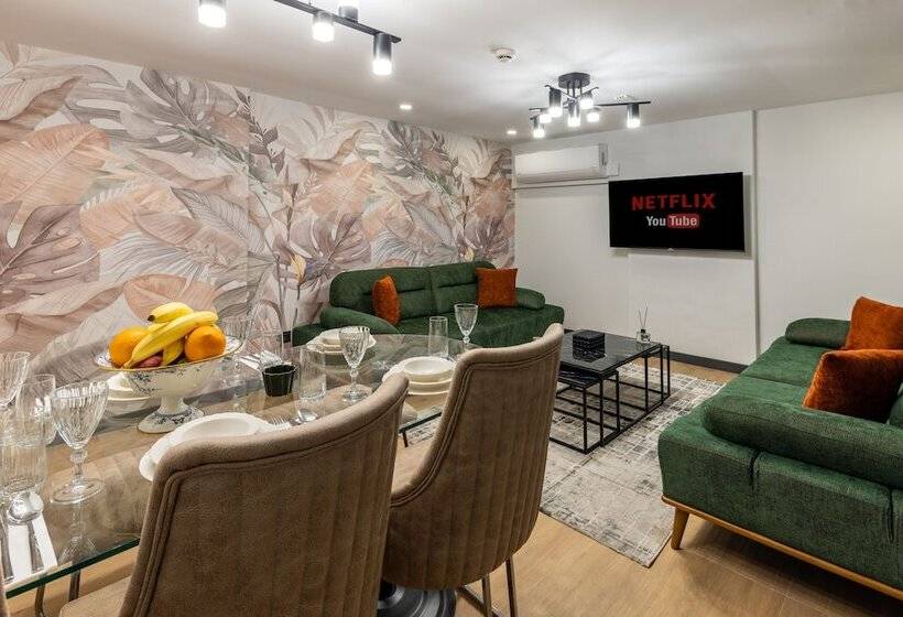 فندق Baymari Suites City Life