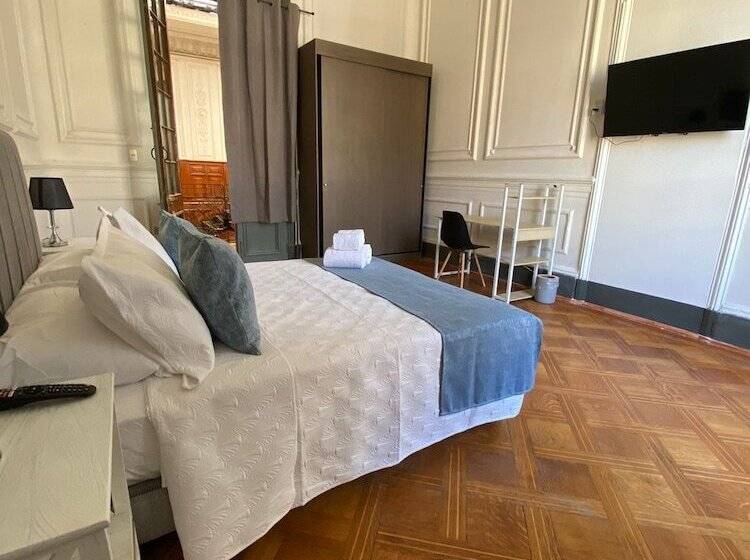 هتل Casa Marina Huérfanos