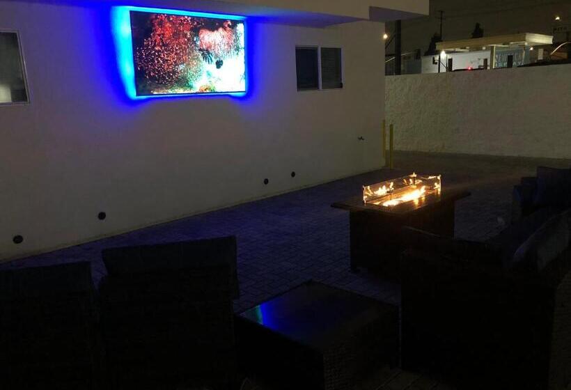 カプセルホテル La Podlife