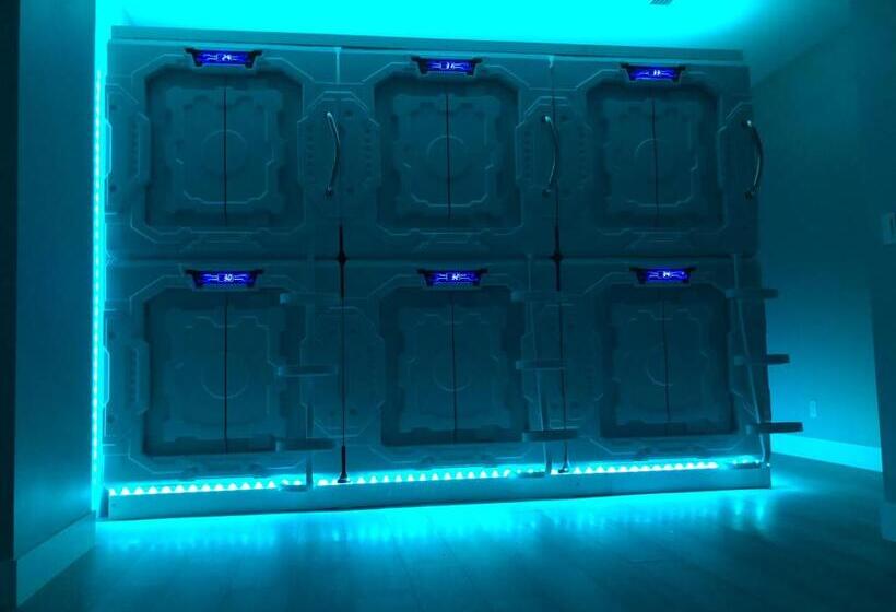 カプセルホテル La Podlife