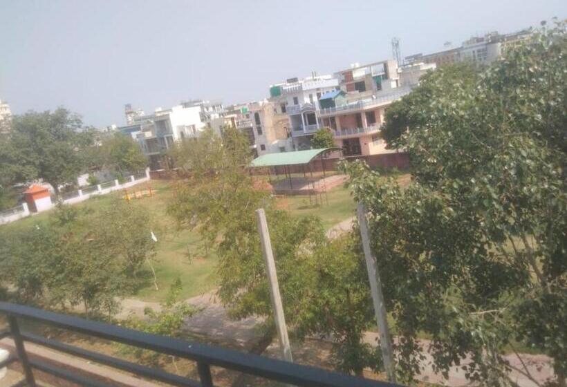 호텔 Dev Mansarovar