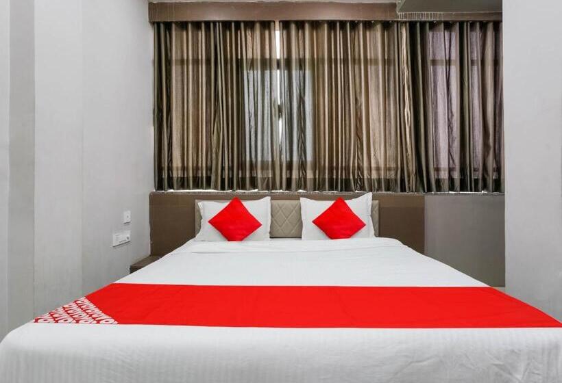 בית מלון כפרי Flagship  Parishram Inn