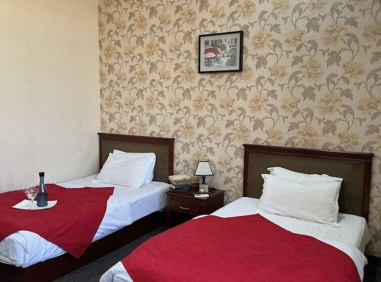 هتل Javakhishvili