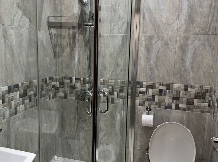 هتل Javakhishvili