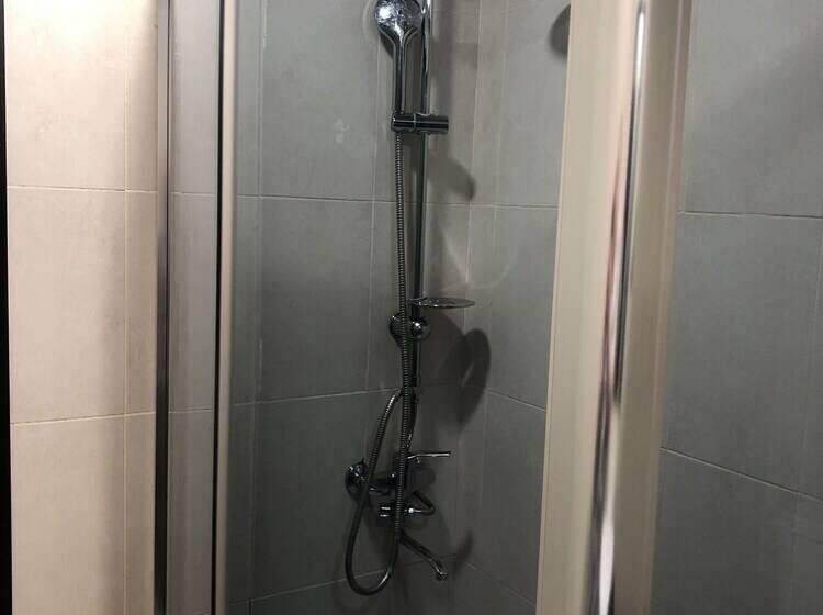 هتل Javakhishvili