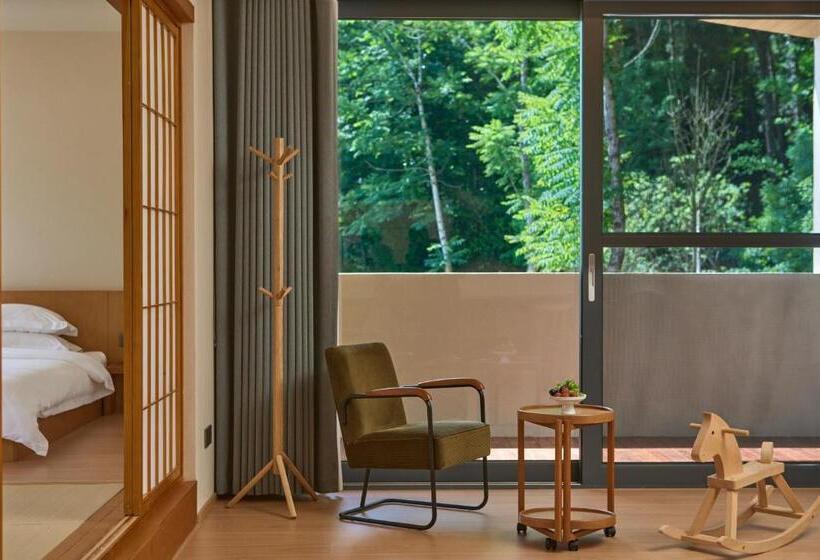 ホテル Mountain And Autumn Homestay