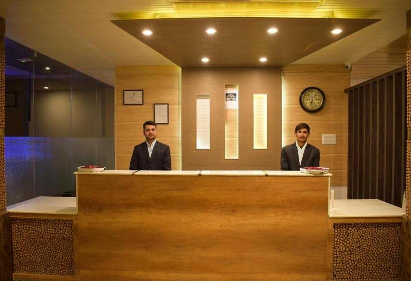 ホテル Nature Mountain Valley View Resort A Four Star Luxury Resort