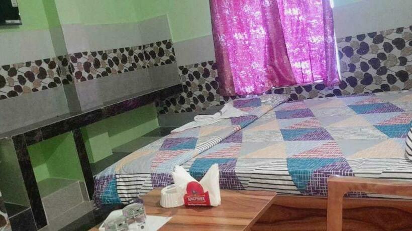 فندق Oyo Sai Inn, A Guest House