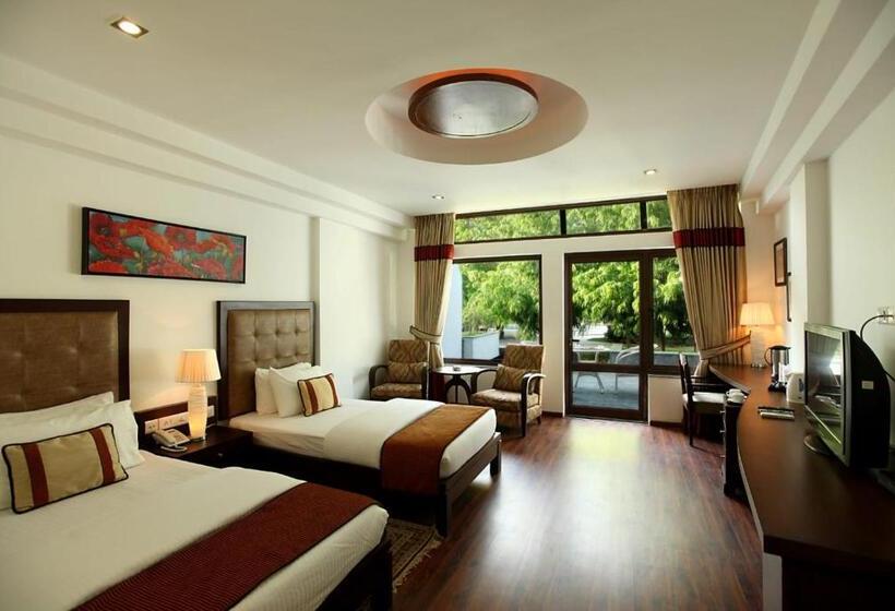 فندق Prithvi Raj Near Delhi Airport