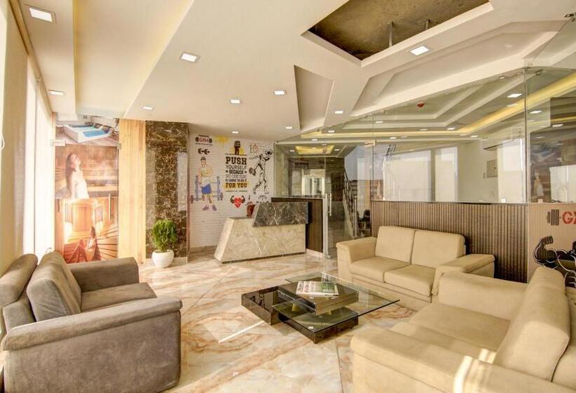 فندق Prithvi Raj Near Delhi Airport