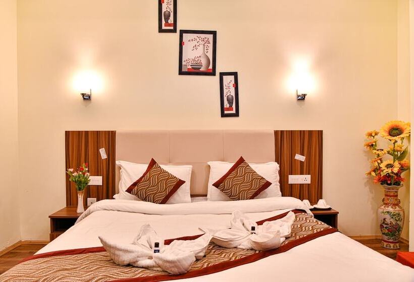 فندق Rufina Palm Bliss