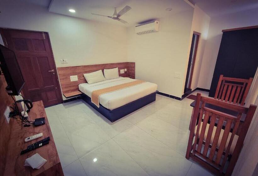 ホテル Sadanand S Highway Inn, Tumkur