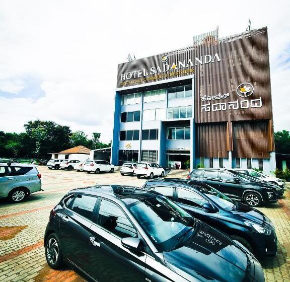 בית מלון כפרי Sadanand S Highway Inn, Tumkur