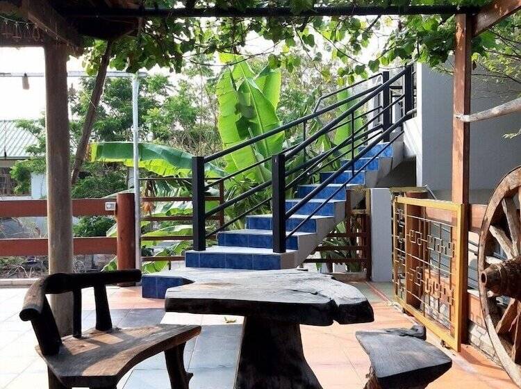 ホテル Sawasdee Sichang Resort