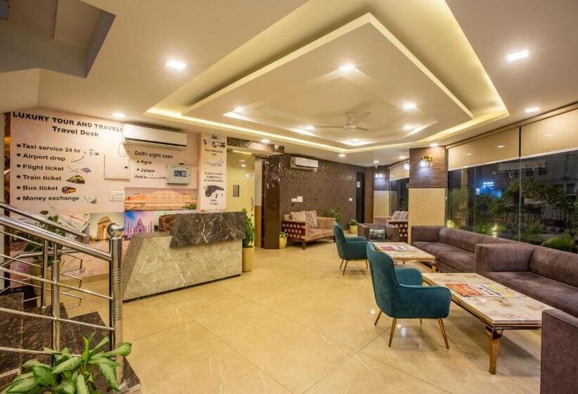 فندق Prithvi Raj Near Delhi Airport