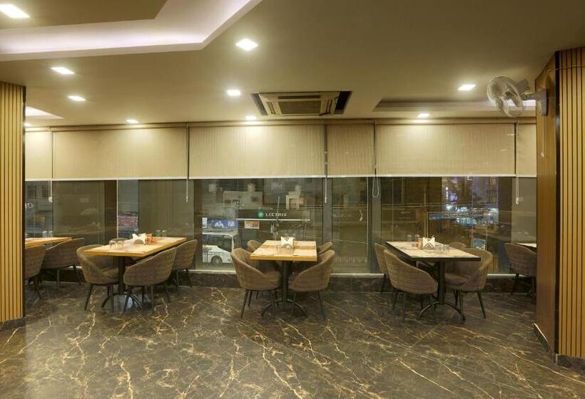 فندق Prithvi Raj Near Delhi Airport