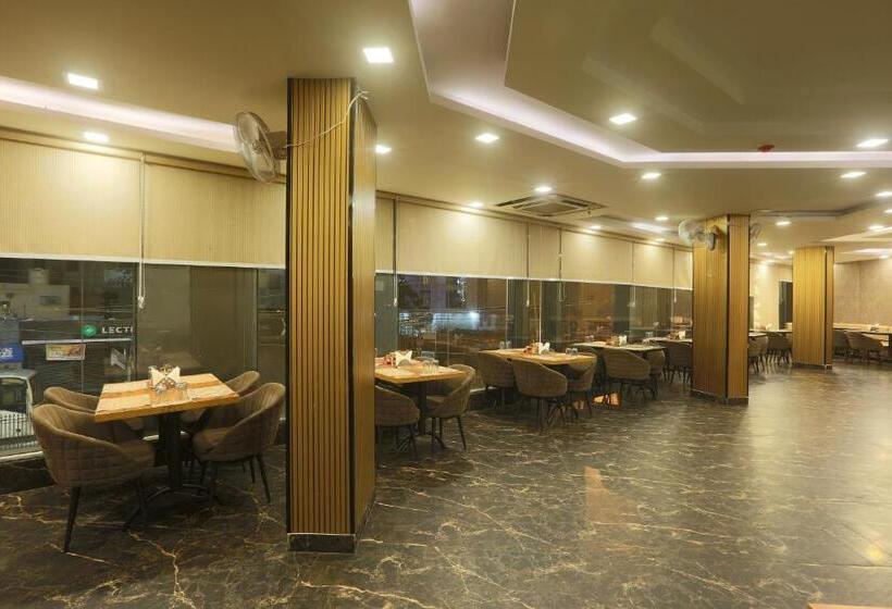 فندق Prithvi Raj Near Delhi Airport