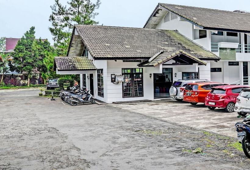 酒店 Spot On 92324 Sinar Rejeki