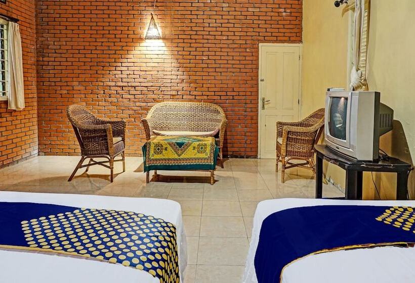 בית מלון כפרי Spot On 92332 Griyo Werdiningsih