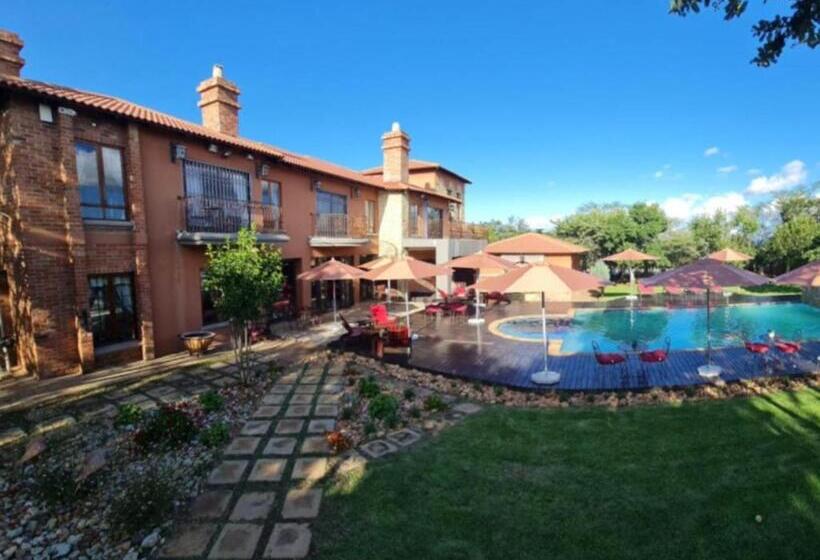 פנסיון Gucci Manor Boutique Guesthouse