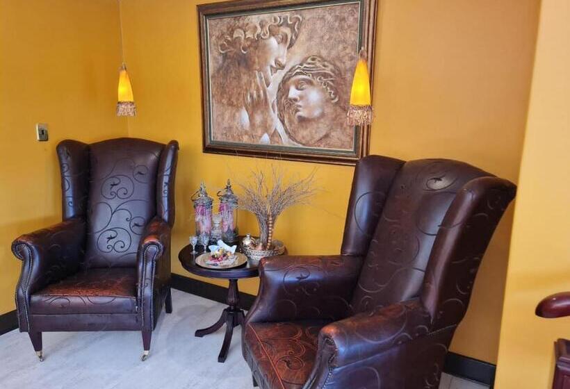 פנסיון Gucci Manor Boutique Guesthouse