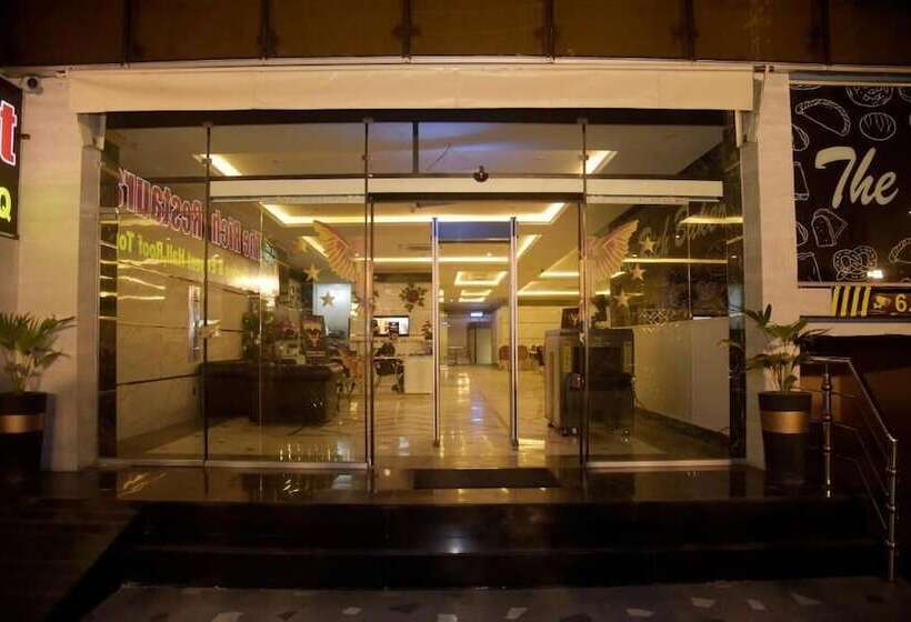 The Rich Hotel & Apartments